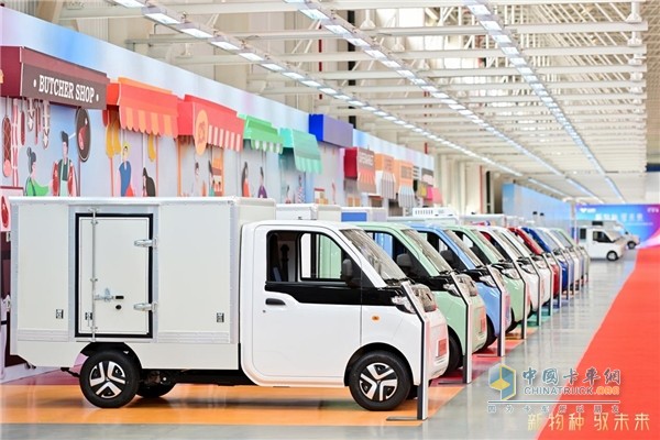 北汽雷馳新能源MINI卡：城市配送新寵，一車多用實力派