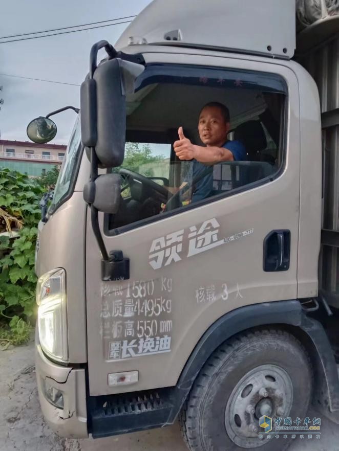 駕齡20年，經歷行業(yè)繁榮與低迷，他仍“獨愛”解放輕卡！