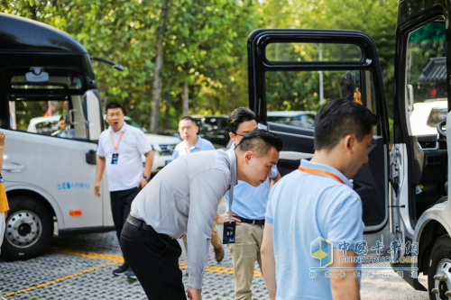 前晨汽車iC1抵達西安 以完整解決方案助力城市貨運協(xié)同高效發(fā)展