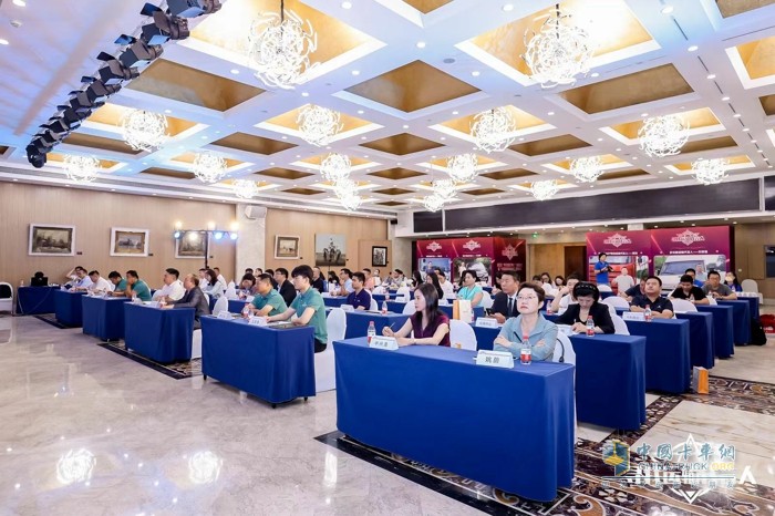 用戶、物流運(yùn)輸企業(yè)與專家齊聚！這場(chǎng)運(yùn)輸界與商用車界的盛會(huì)你不容錯(cuò)過(guò)