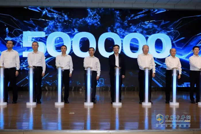 決勝未來的50萬戰(zhàn)略2.0戰(zhàn)役，時(shí)代汽車用哪幾張底牌？