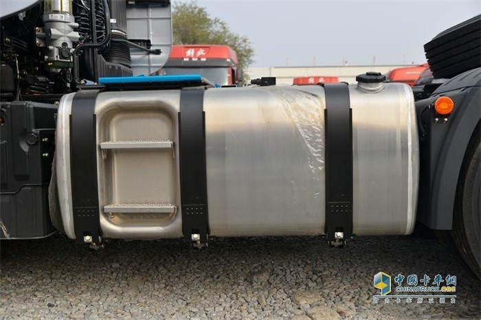 高時效低成本，解放J7憑實(shí)力入圍值得用戶信賴干線物流車型獎