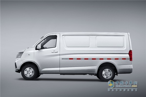 長安凱程歲末大放送！直播間獨(dú)家福利！每天抽一臺(tái)半價(jià)車！