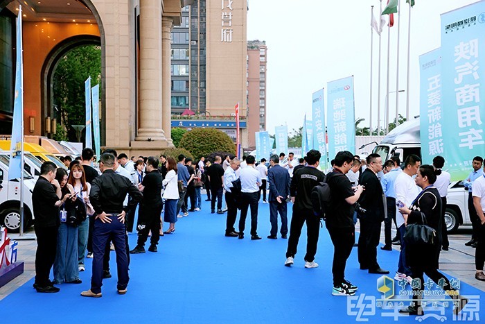 迎來市場爆發(fā)前夜！物流行業(yè)大咖描繪新能源美好藍(lán)圖