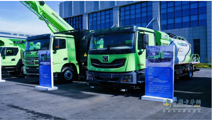 填補行業(yè)空白！首批7項電動工程機械國家標準在徐工發(fā)布