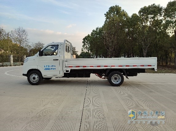 開瑞小象X7跨城版：風(fēng)馳電掣，沖刺城配未來賽道