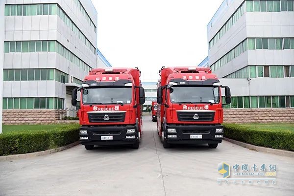 森源鴻馬發(fā)電車發(fā)往遼寧:一車可支撐一個營地的電力保障