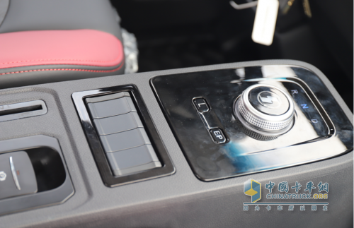 陜汽德龍G300-AMT五重工作模式 解鎖創(chuàng)富新體驗