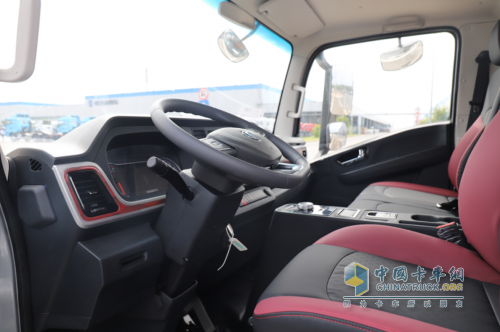 陜汽德龍G300-AMT五重工作模式 解鎖創(chuàng)富新體驗