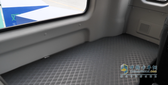 顏值與實力并存，歐航智藍高效純電中卡強勢來襲！