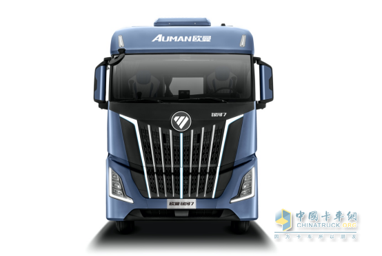 直瀑格柵大氣磅礴 簡繁大燈照亮前路！歐曼銀河7展現(xiàn)中式美學(xué)新境界