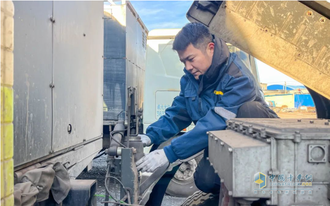 徐工汽車開展復(fù)工巡檢，助力客戶“滿電”出發(fā)！