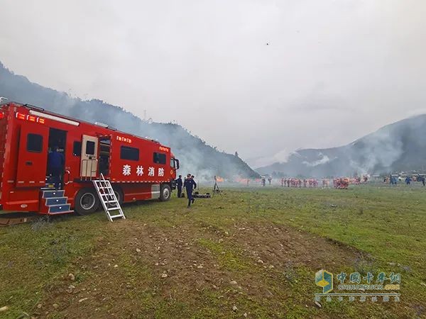 森源鴻馬通信指揮車：多場(chǎng)景 “智慧中樞”，守護(hù)安全與秩序