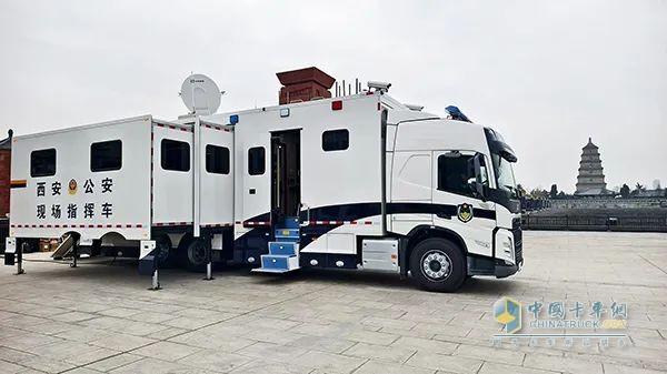 森源鴻馬通信指揮車：多場(chǎng)景 “智慧中樞”，守護(hù)安全與秩序