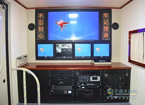 森源鴻馬無人機指揮車:應(yīng)急與安防領(lǐng)域的智慧中樞