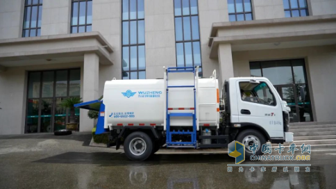 效率高、底盤穩(wěn)，多款尺寸可選，看五征餐廚垃圾車如何實力圈粉！