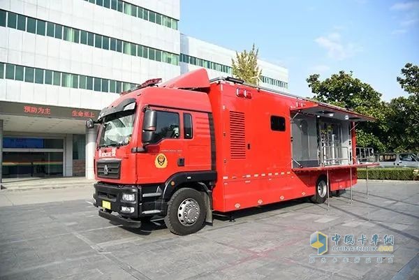 森源鴻馬凈水車：搭載智能大腦，讓應(yīng)急供水更高效