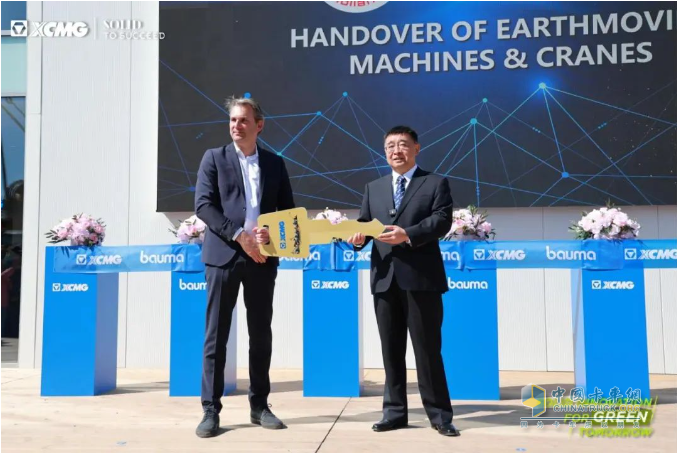 在歐洲、為歐洲！徐工集團攜“中國方案”閃耀德國寶馬展Bauma 2025