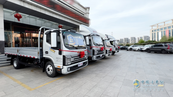 燃勢高漲，江淮1卡四款新品引爆物流新風向