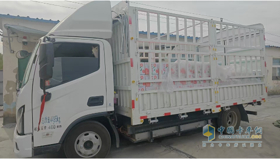 告別中途充電！看141度大電量歐馬可輕卡如何破解400公里城配續(xù)航難題