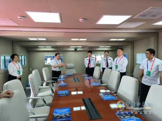 森源鴻馬閃耀第十二屆警用裝備博覽會:詮釋“移動通信指揮車平臺智能制造者”實力