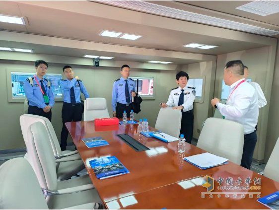 森源鴻馬閃耀第十二屆警用裝備博覽會:詮釋“移動通信指揮車平臺智能制造者”實力