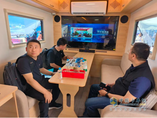 森源鴻馬閃耀第十二屆警用裝備博覽會:詮釋“移動通信指揮車平臺智能制造者”實力