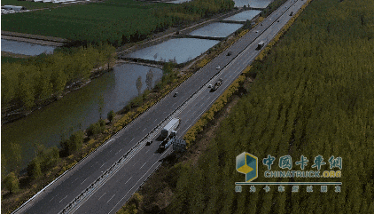 解放卡車：國車送國禮，犇！