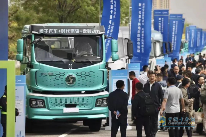 質(zhì)子汽車樹立智能駕駛新范式