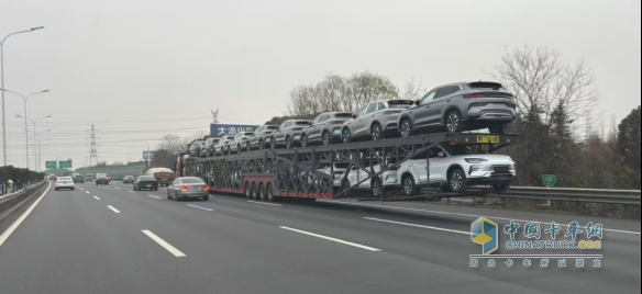 中集車輛：“內(nèi)卷”加劇下, 半掛車行業(yè)路在何方？