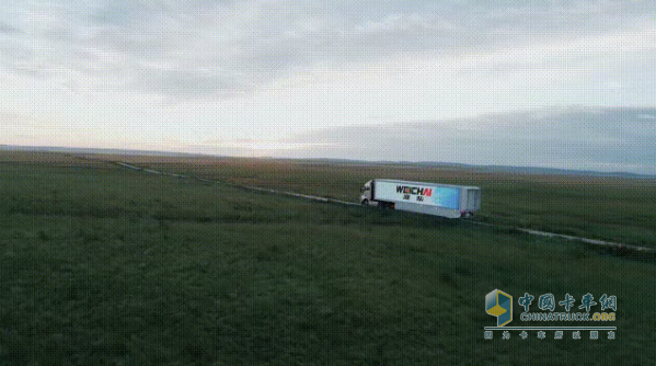 央視聚焦：濰柴勇?lián)?dāng)，擎動中國柴油機(jī)油D1新標(biāo)創(chuàng)建