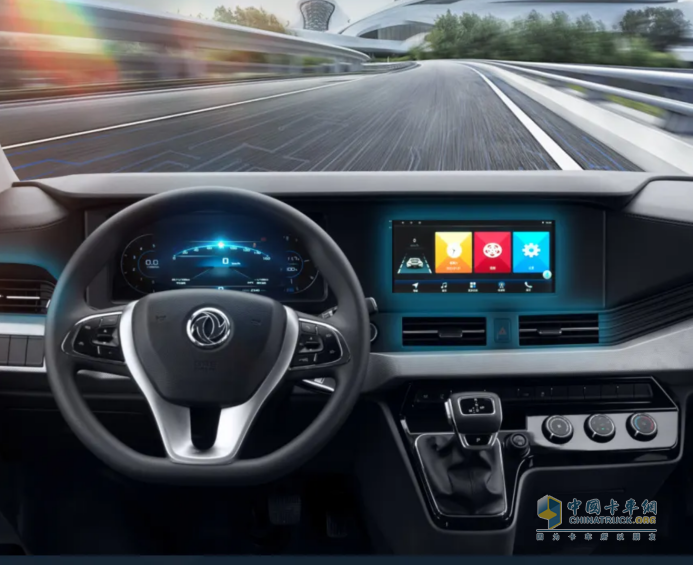 城市配送就選這款實(shí)力派輕客-東風(fēng)御風(fēng)V9+