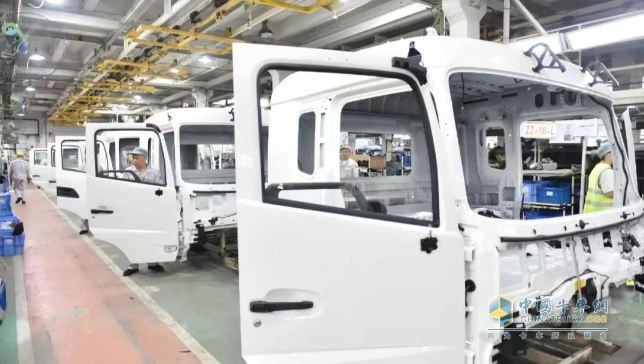 實(shí)干當(dāng)“夏” “炎”值擔(dān)當(dāng)，高溫里跑出東風(fēng)商用車(chē)加速度