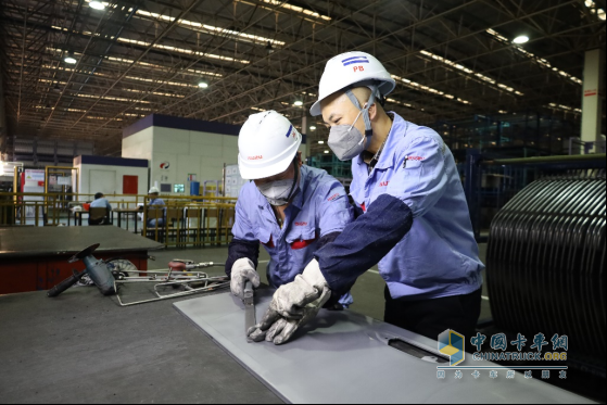 江西五十鈴：大力出奇跡！“汪大錘”的“敲打”人生