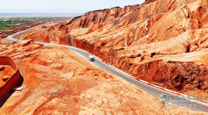 征戰(zhàn)“火洲”吐魯番，極限高溫淬煉江淮1卡品質(zhì)