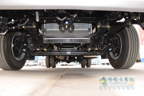 陜汽德龍G300高效省錢 馬師傅的賺錢利器