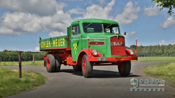 曼恩：引擎重啟1957！MAN 735 L1 K型卡車