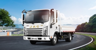 江淮1卡駿鈴A3：升級外觀與強勁動力，賦能城配運輸