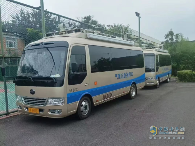 宇通警用特種車參與九三閱兵保障任務(wù)