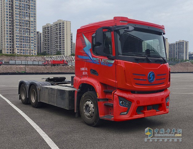 斯堪尼亞發(fā)布“斯堪尼亞” 鈉離子電池配裝廈門金龍 399批次公告牽引車看點一覽