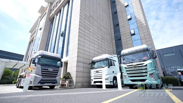 解放鷹途、J7創(chuàng)領(lǐng)版助陣“跨境物流論壇”