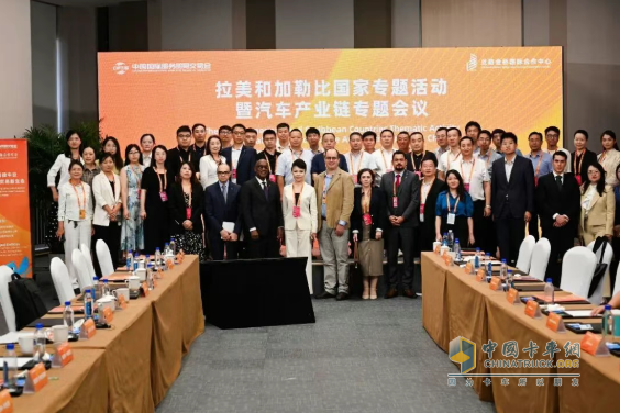 上汽躍進新車型閃耀2025服貿(mào)會 場景定制化技術創(chuàng)新直擊海外需求