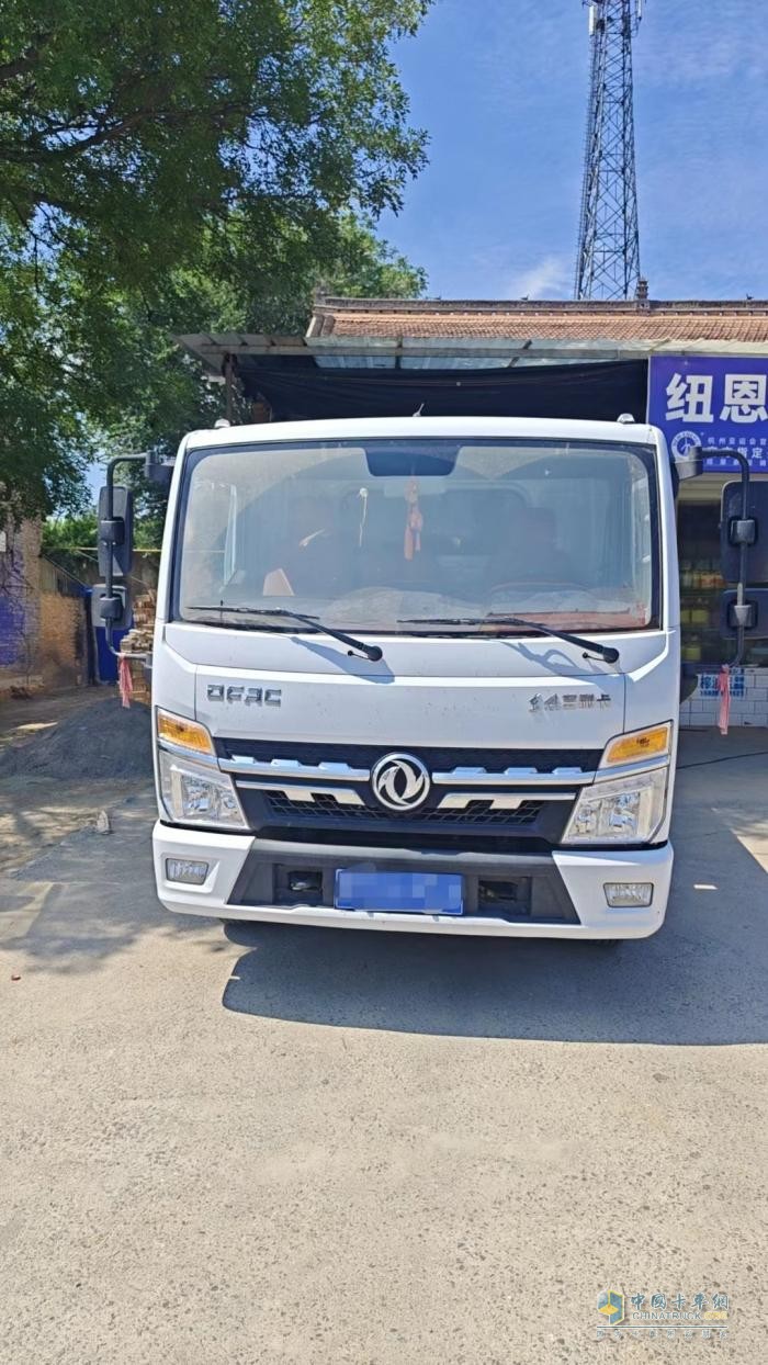 卡友兄弟說(shuō) 家人作伴、朋友相隨，這樣的幸福與東風(fēng)多利卡超能有關(guān)