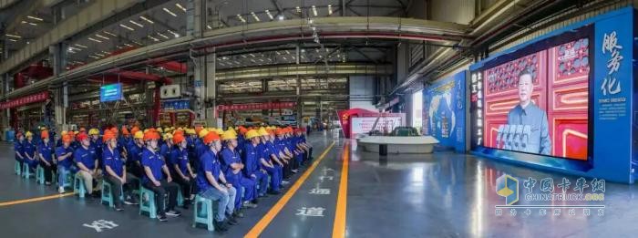 致敬偉大勝利！榮耀時刻引發(fā)徐工集團熱烈反響