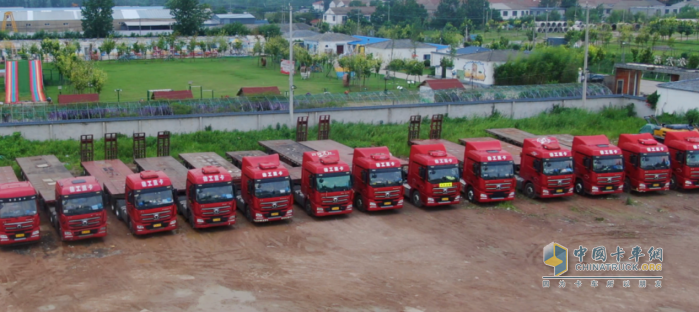 150臺(tái)漢風(fēng)重卡! 徐工汽車開展首期標(biāo)桿客戶走訪活動(dòng)