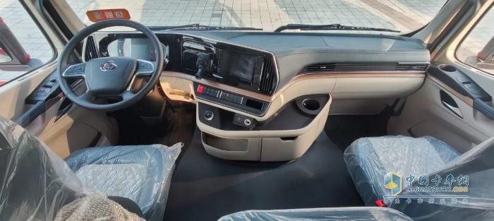 乘龍H5V綠通房車，有哪些硬實(shí)力？