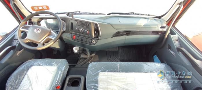 國四換車正當(dāng)時(shí)，選乘龍M3 6×2R提升橋自卸車穩(wěn)盈無憂