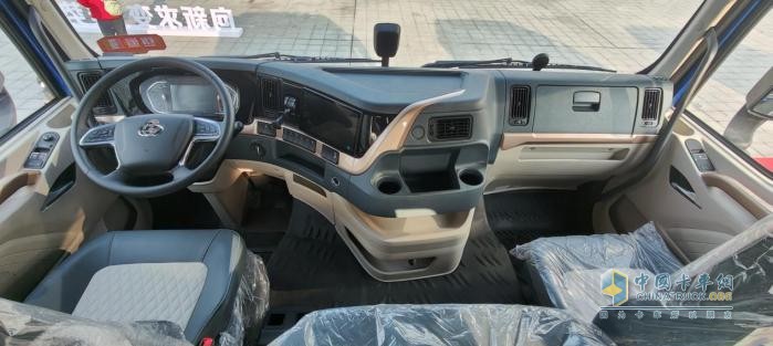 乘龍H7 Pro 8X4,綠通房車,創(chuàng)富利器