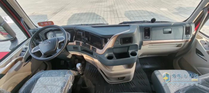 龍骨護(hù)體龍芯動力！乘龍H7 Pro大單橋為卡友鑄就安全堡壘