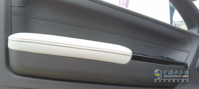 體驗采埃孚5擋手自一體變速箱 奧鈴玉兔III值得你來關注